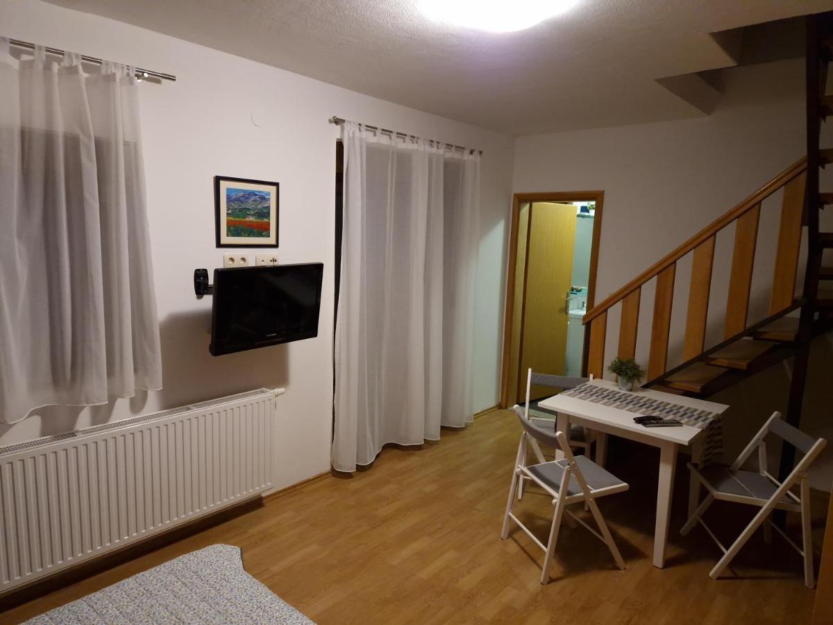 Guest House Wolf II Plitvička Jezera Kültér fotó
