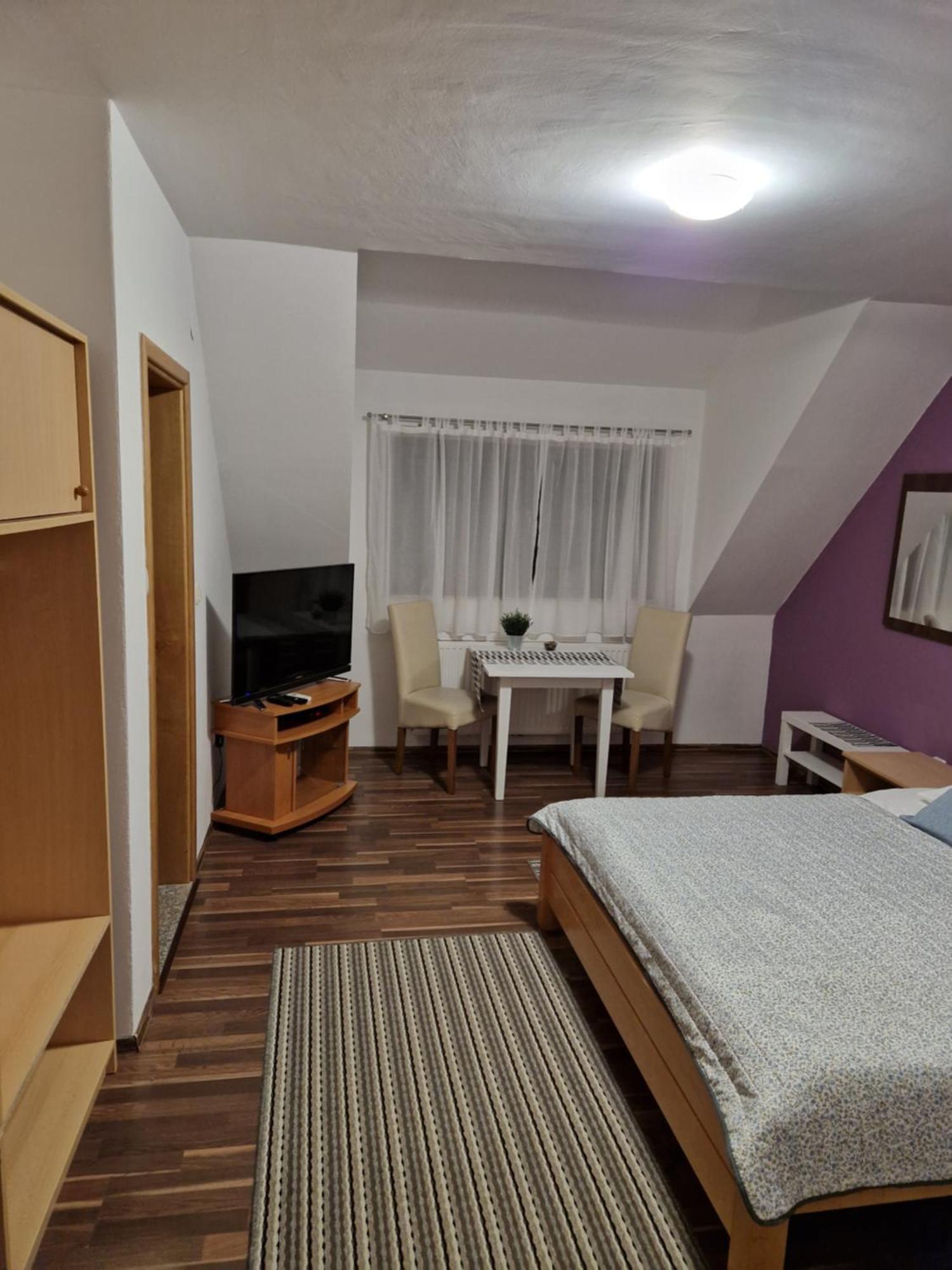 Guest House Wolf II Plitvička Jezera Kültér fotó